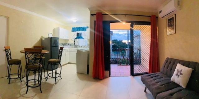 Kenridge Residences 圣詹姆斯 外观 照片